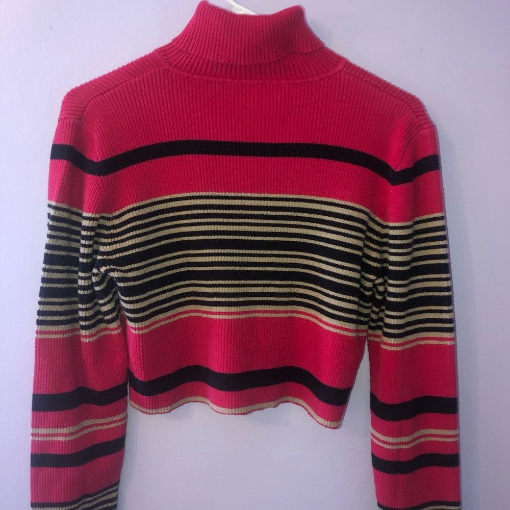Cropped sweater
